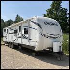 AUCTION ITEM:660815N004t.jpg