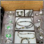 AUCTION ITEM:bm0826M003t.jpg