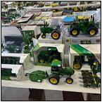 AUCTION ITEM:dj0211M004t.jpg