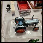 AUCTION ITEM:hv1024M025t.jpg