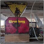 AUCTION ITEM:ph0427M025t.jpg