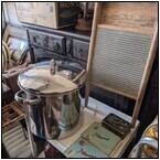 AUCTION ITEM:ph0512M016t.jpg