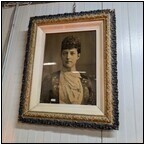 AUCTION ITEM:ph0907M008t.jpg