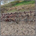 AUCTION ITEM:ph1031M046t.jpg